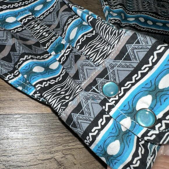 COWGIRL HARDWARE Western Rodeo Shirt  Turquoise Pearl Snap Womens Medium - Picture 5 of 8